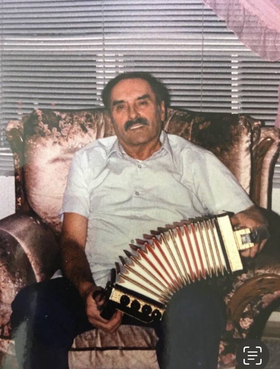 Lundrigan, Ian by Nancy Roberts image